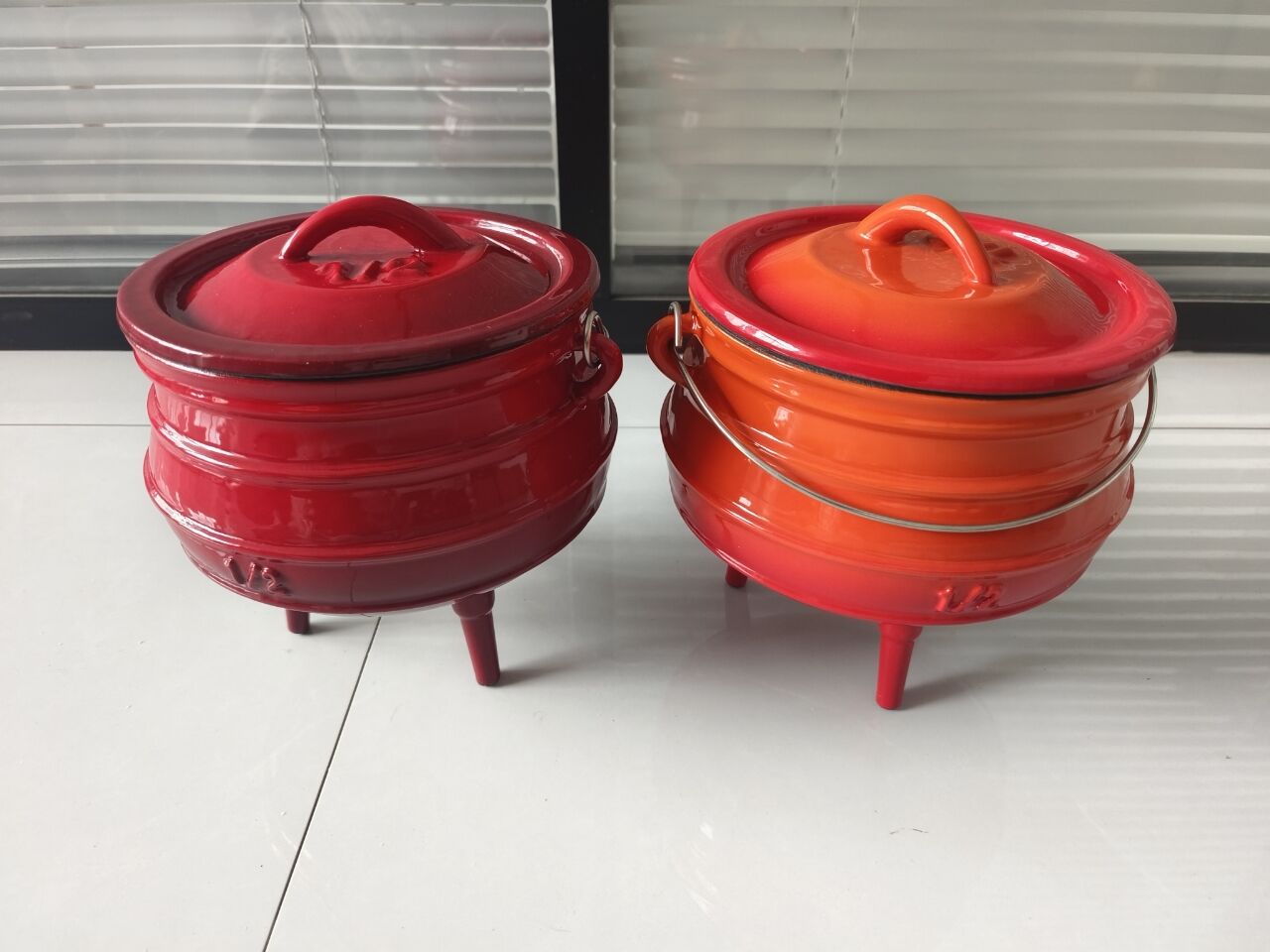 1/2# Cast Iron Enamel Dutch Ov - Camp Dutch Oven Cast recensione e prezzo